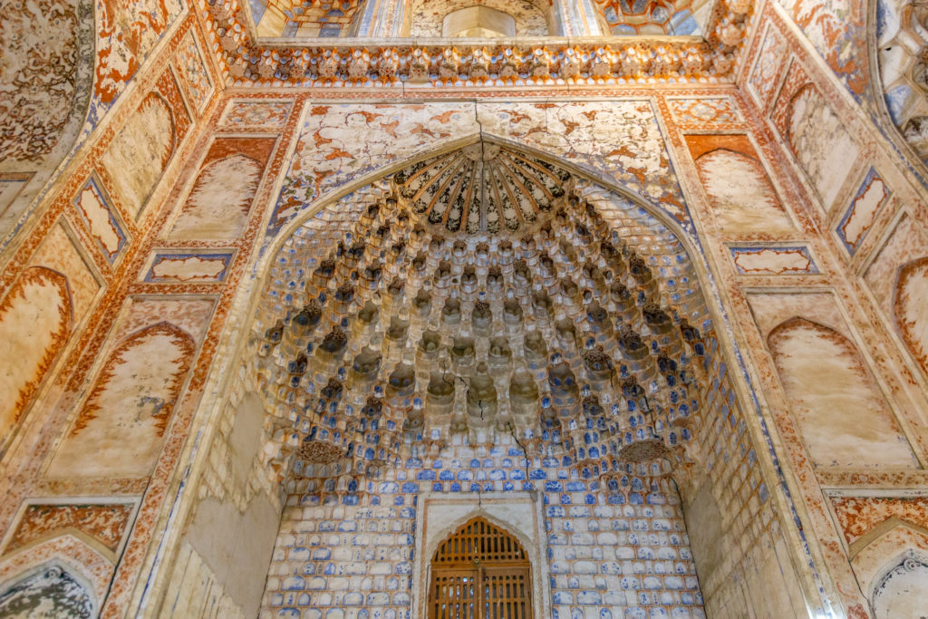 Đỉnh Cao Kỹ Thuật Trang Tr&iacute; Tại Học Viện Hồi Gi&aacute;o Abdulaziz Khan 1024x683