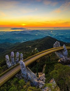 73- Bình minh Cầu Vàng – Nguyễn Sanh Quốc Huy