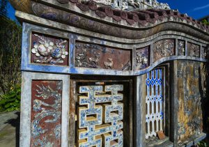 Thưởng lãm phủ đệ xứ Huế