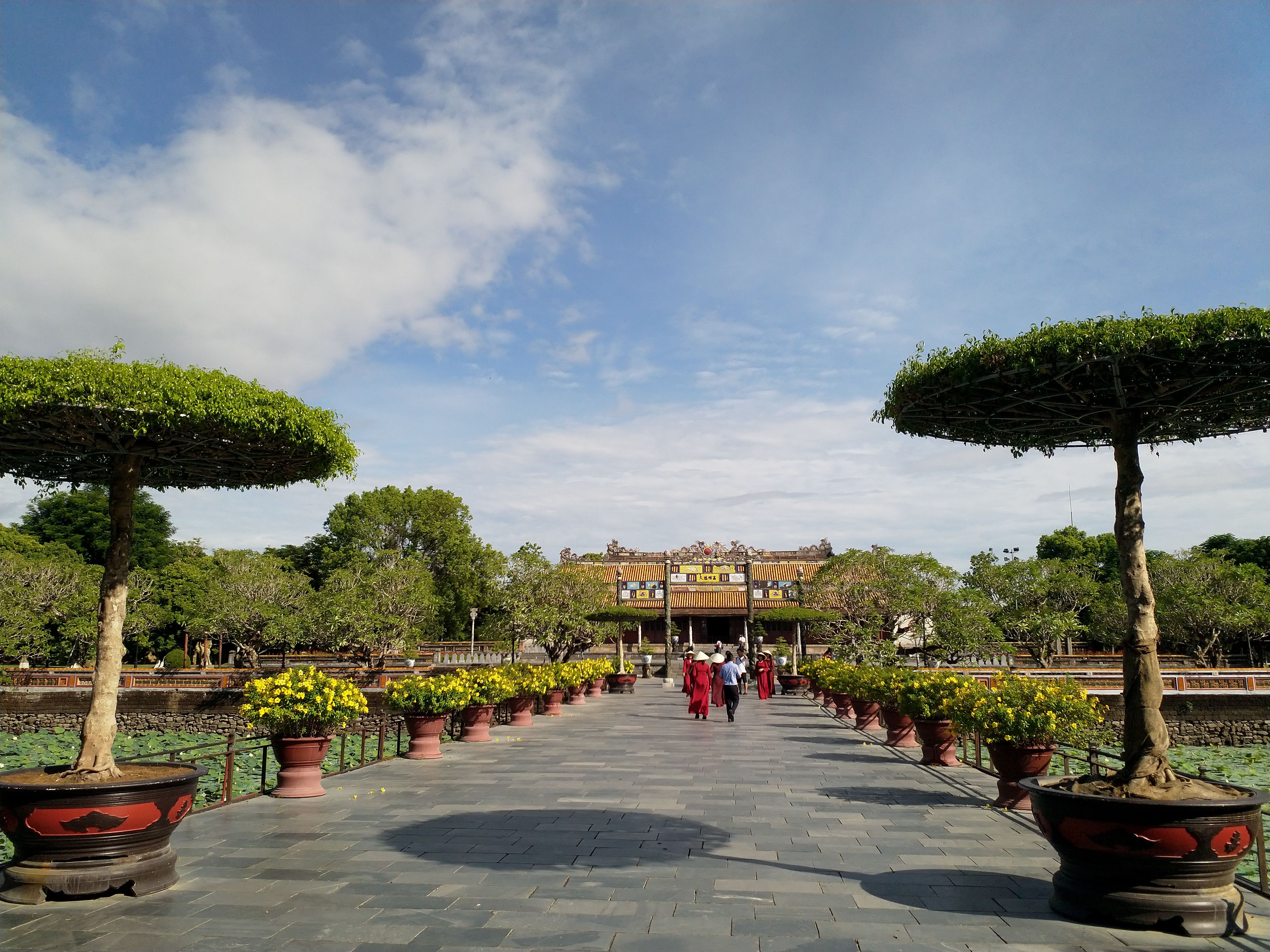 42- Nàng thơ xứ Huế – Phạm Đăng Ngọc Vinh