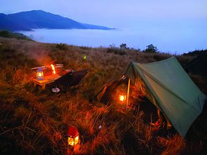 Ngủ dưới ngàn sao