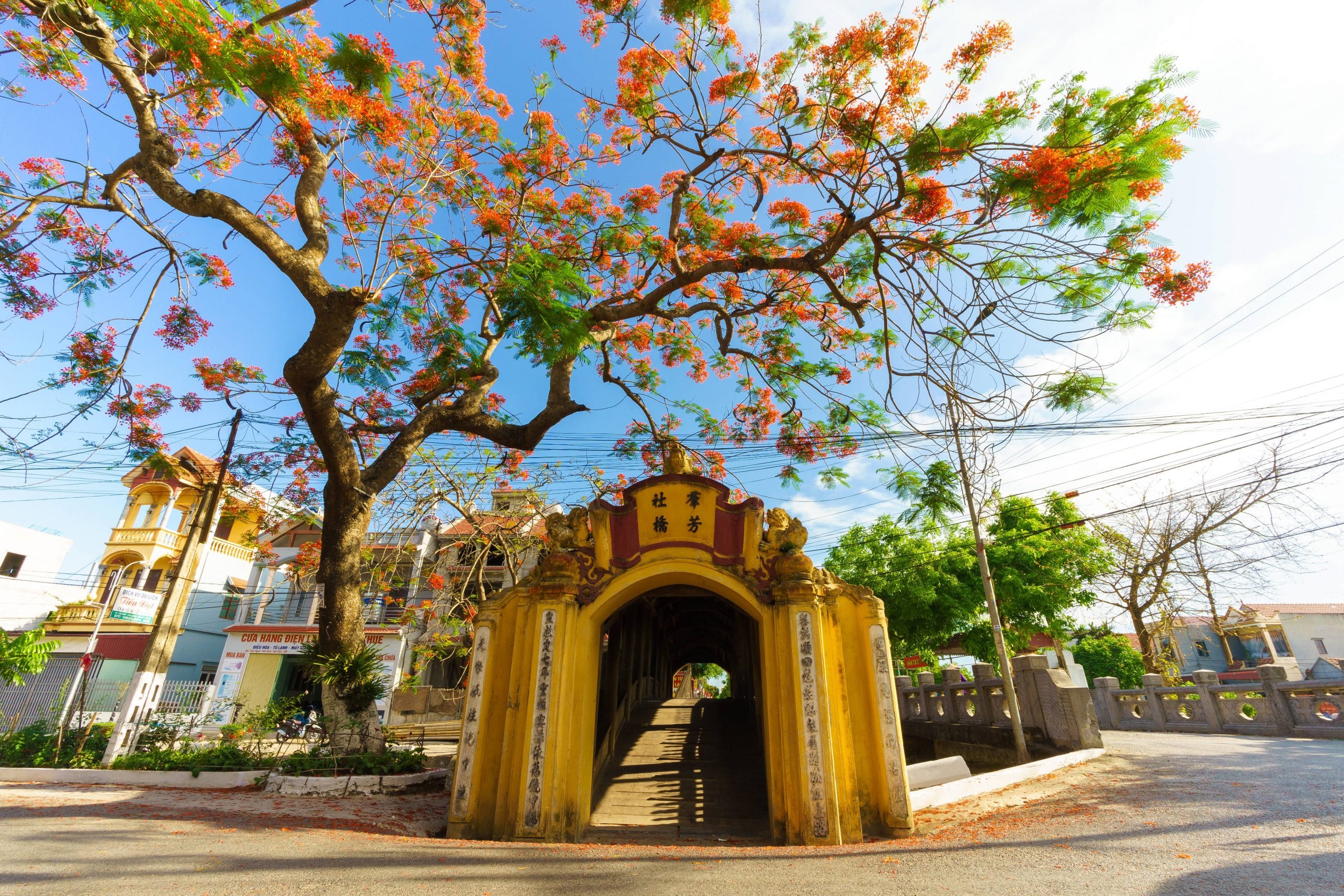 64- Cầu ngói Chợ Lương – Trương Công Hiệp