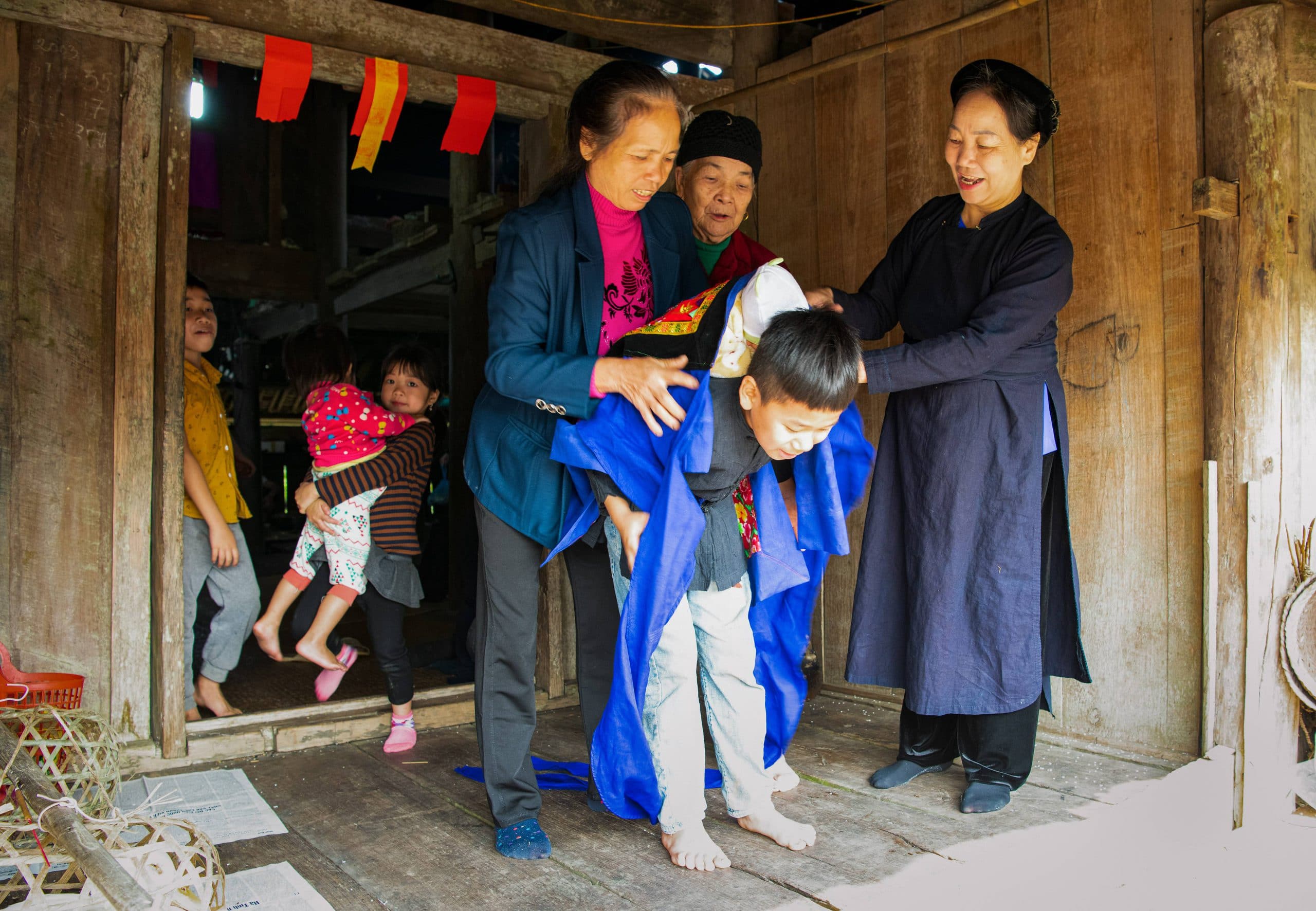 65- Lễ Ma Nhét của người Tày – Phan Huy Thiệp