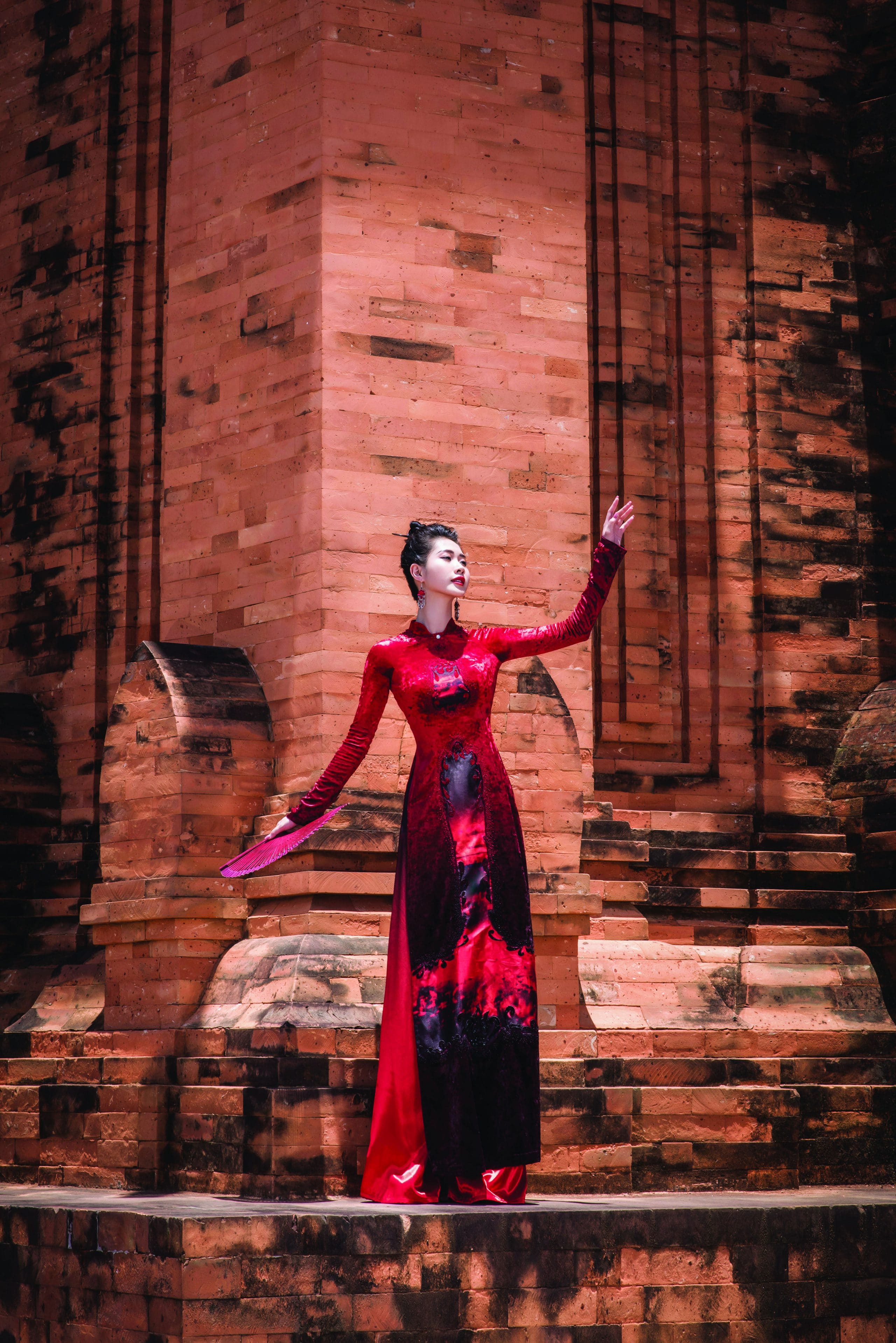 Về miền di sản