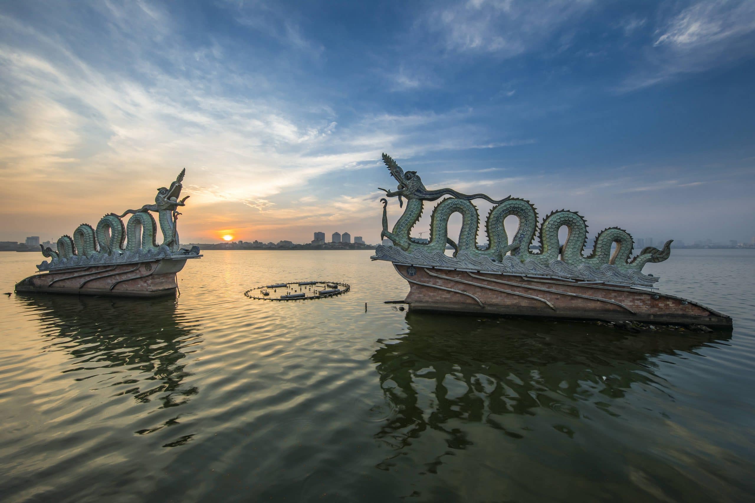 91- Vẻ đẹp của Hà Nội – Nguyễn Thế Dương