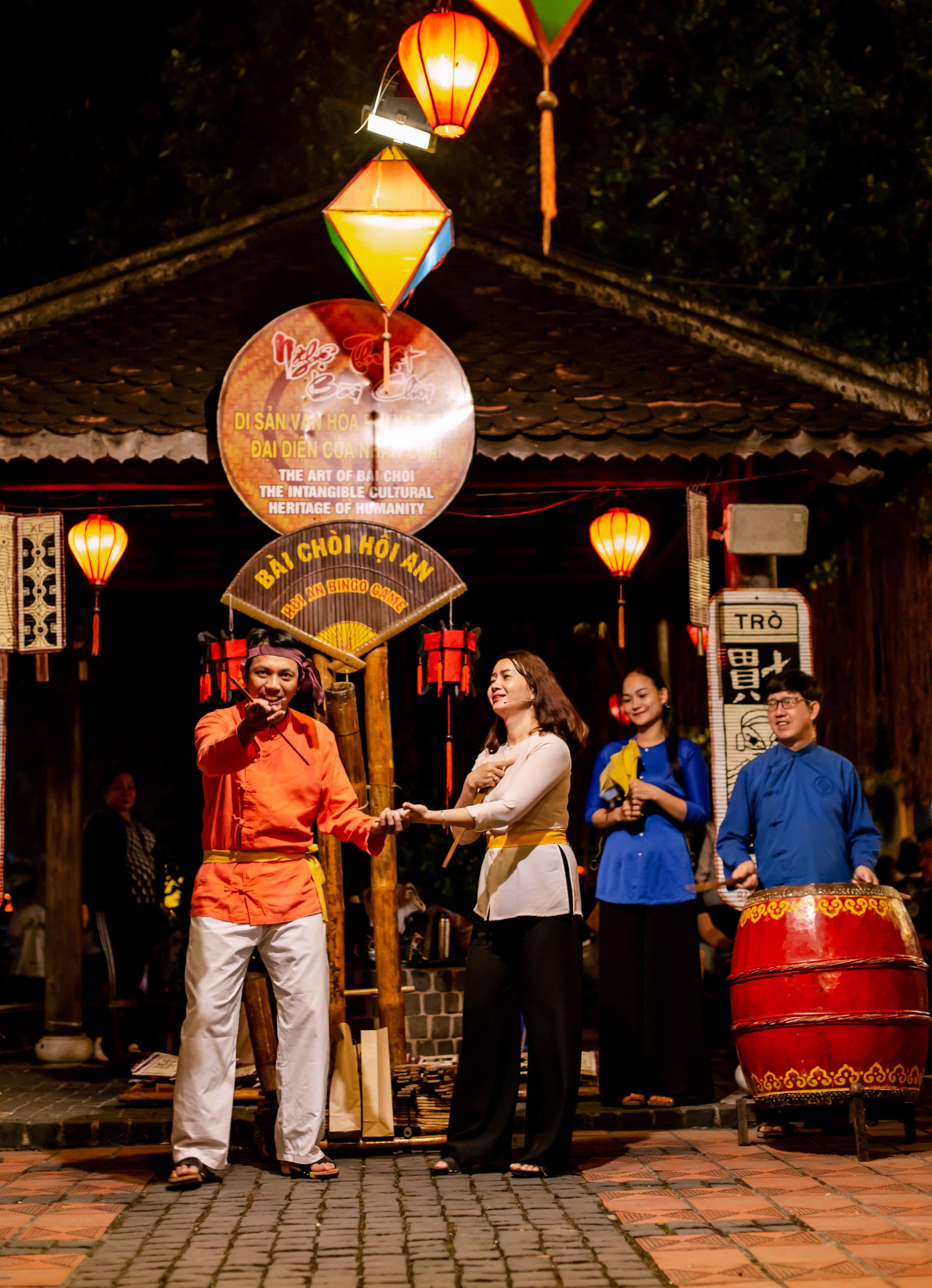 89- Bài chòi Hội An – Võ Văn Tiến