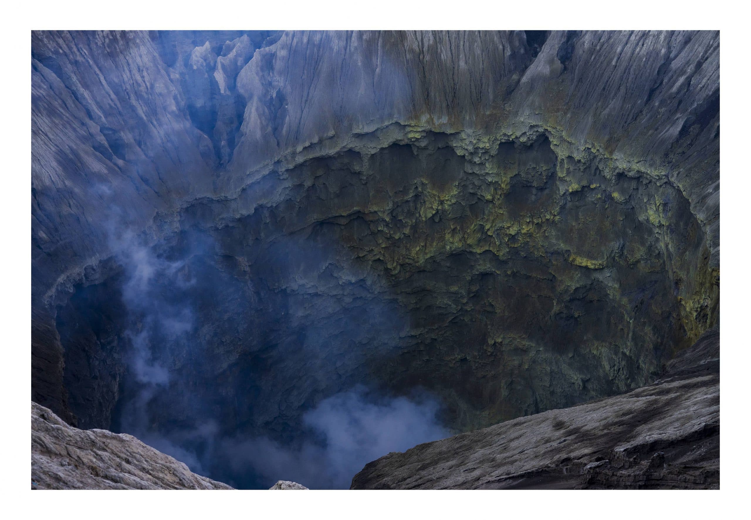 77- Núi lửa Bromo – Mai Thành Chương