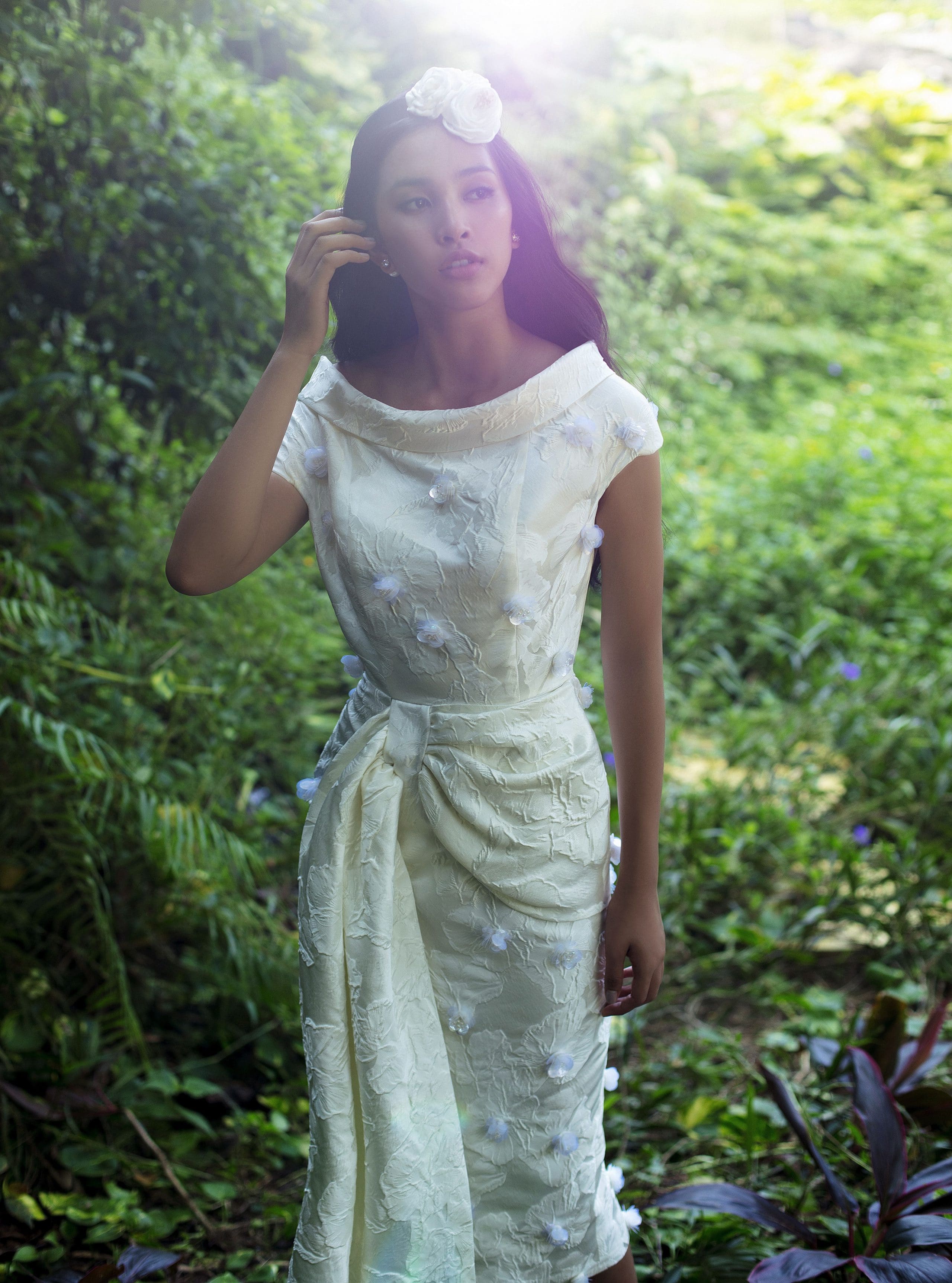 Em về tinh khôi