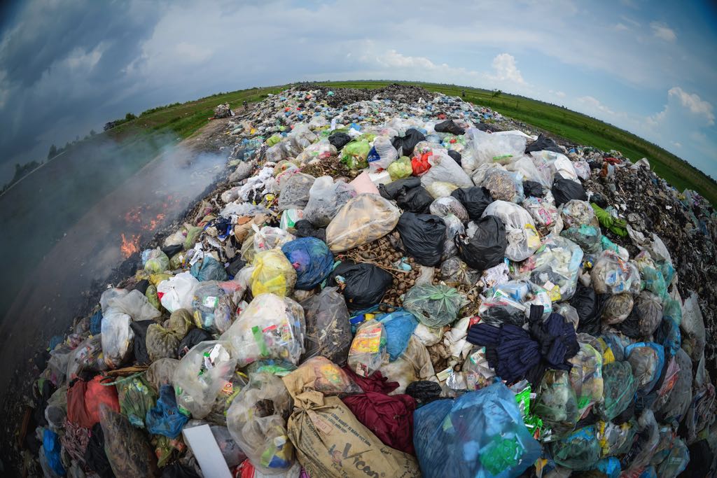 19. Burning – A Popular Way Of Waste Treatment In Ninh Binh 2018