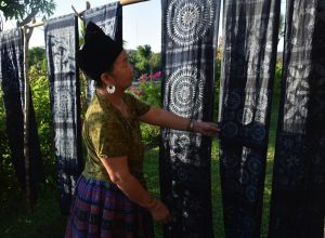 Lắng dịu sắc chàm