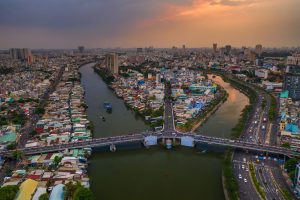 Thấm văn hóa qua những cây cầu