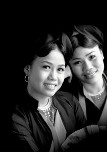 Về làng Diềm, nghe câu Quan họ