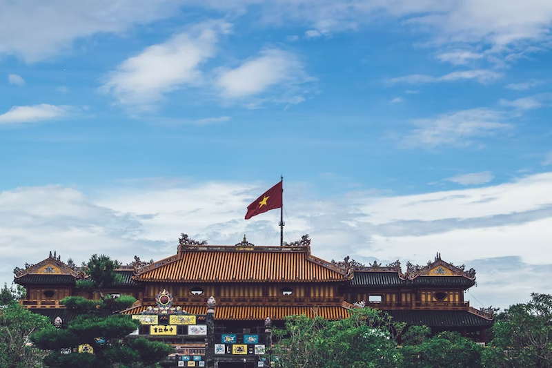 quan-the-di-tich-co-do-hue-rong-lon-heritage