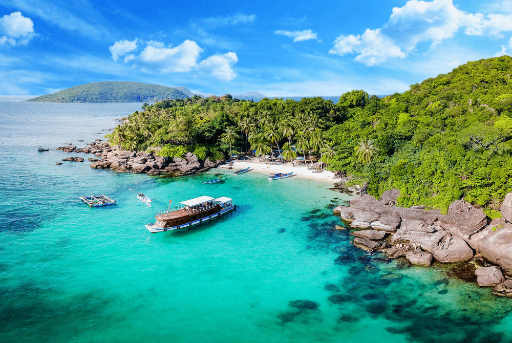 Du lịch Việt Nam ngắm nhìn nét đẹp hoang sơ Côn Đảo