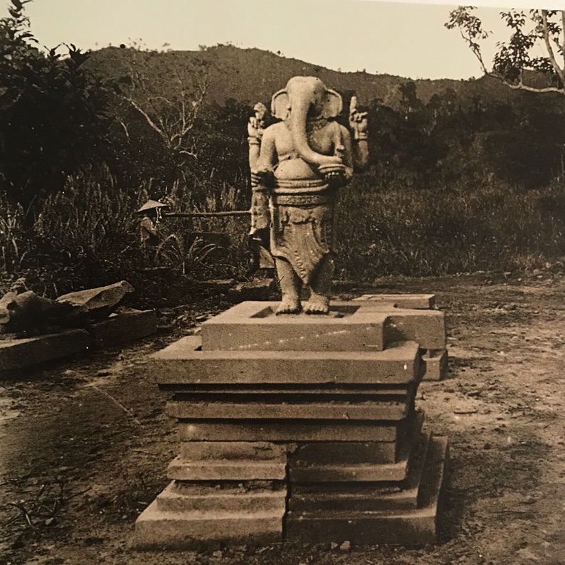 H2 Ảnh Chụp Của Charles Carpeaux