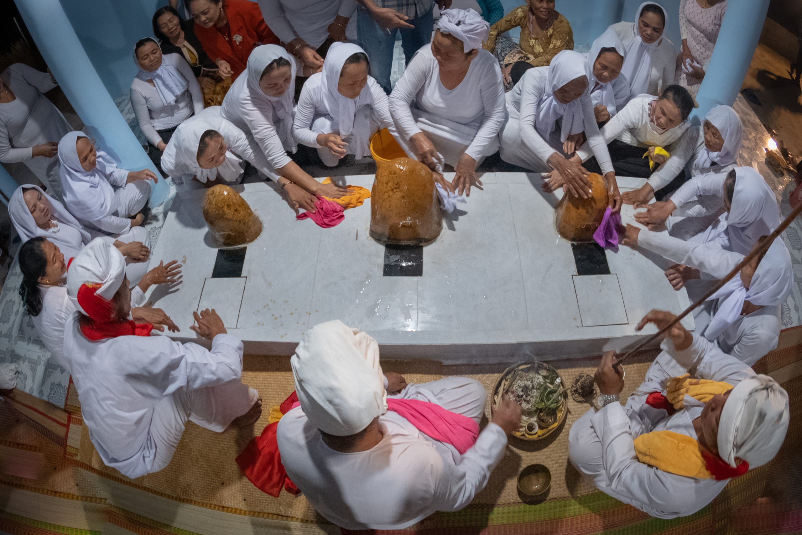 9. Lễ nhập Kút của đồng bào Chăm Bàlamôn – Nguyễn Văn Anh