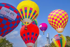 30.Ngày hội khinh khí cầu – Nguyễn Mạnh Cường