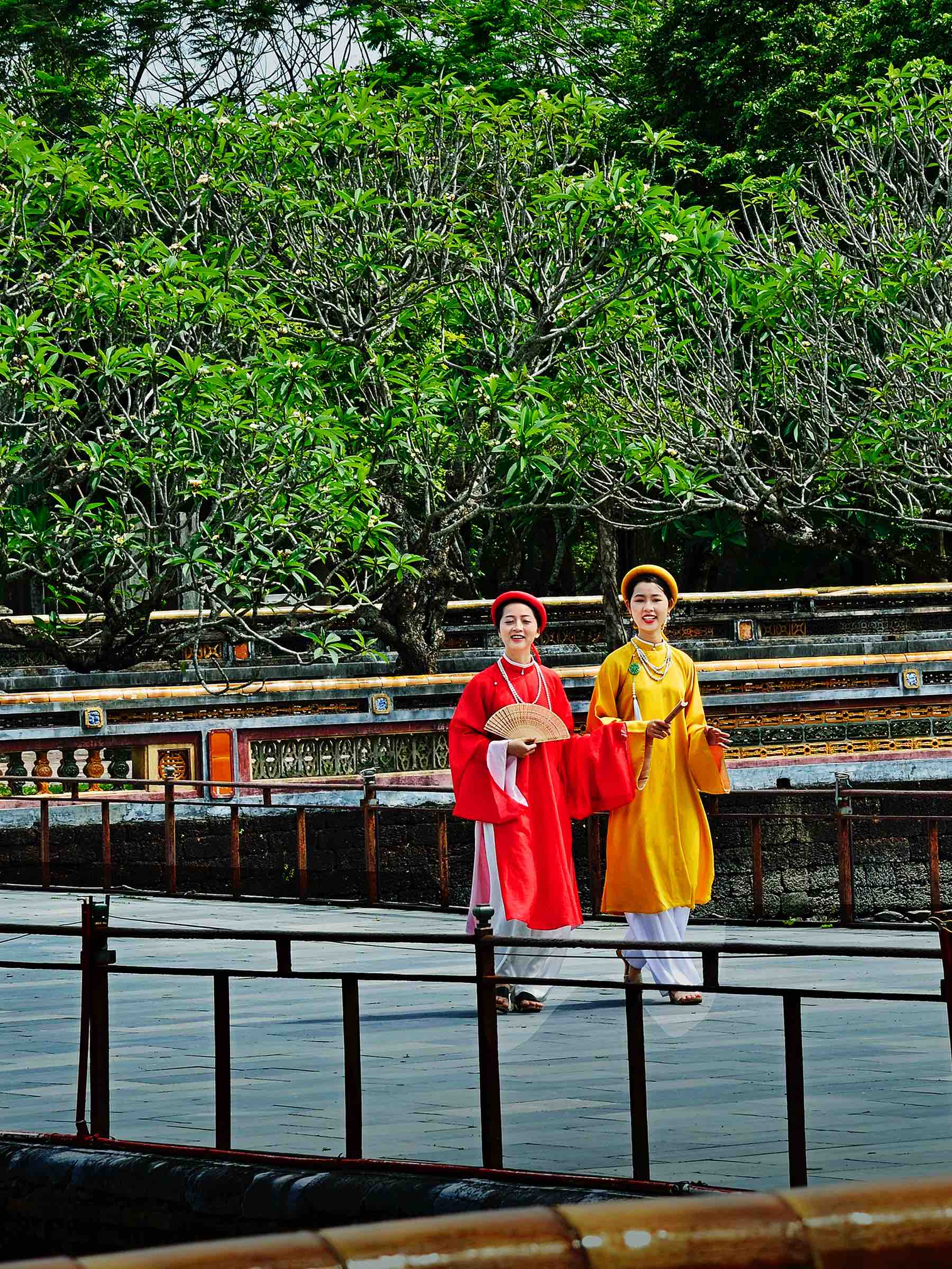 57.Trang phục truyền thống Huế – Huỳnh Mỹ Thuận