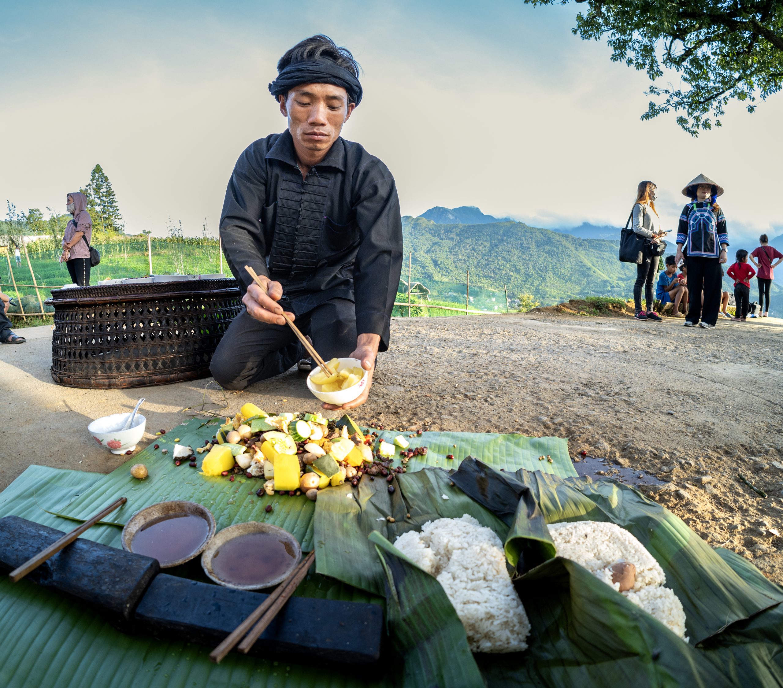 89.ĐẶC SẮC LỄ HỘI KHÙ GIÀ GIÀ CỦA NGƯỜI HÀ NHÌ LÀO CAI – Nguyễn Vũ Hậu