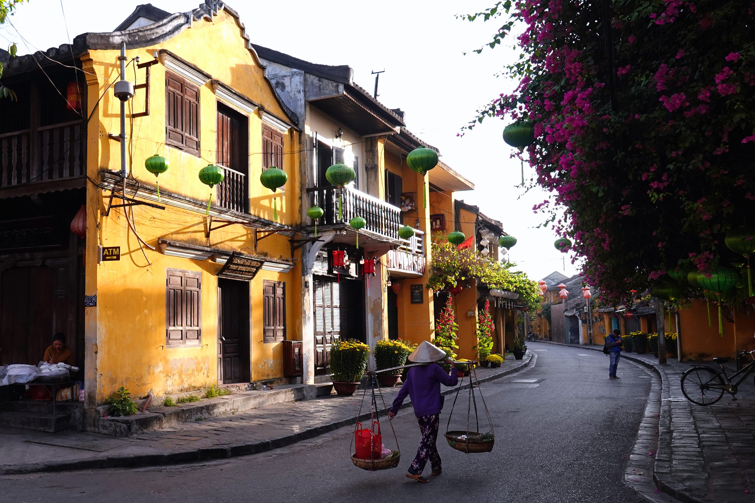 80.Nón lá ba miền- Bùi Quốc Sỹ