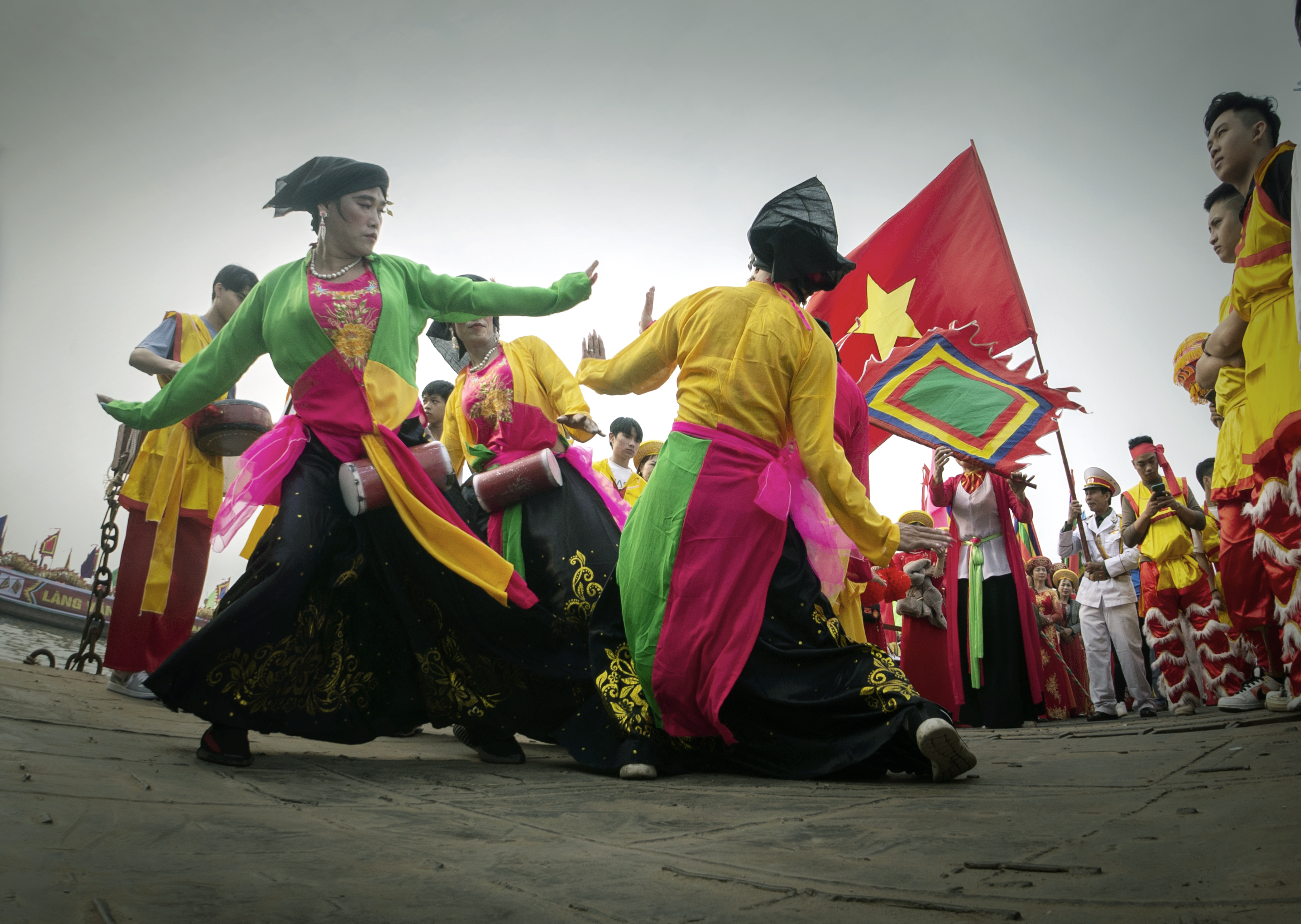 47.MÚA CON ĐĨ ĐÁNH BỒNG – Nguyễn Hữu Thanh