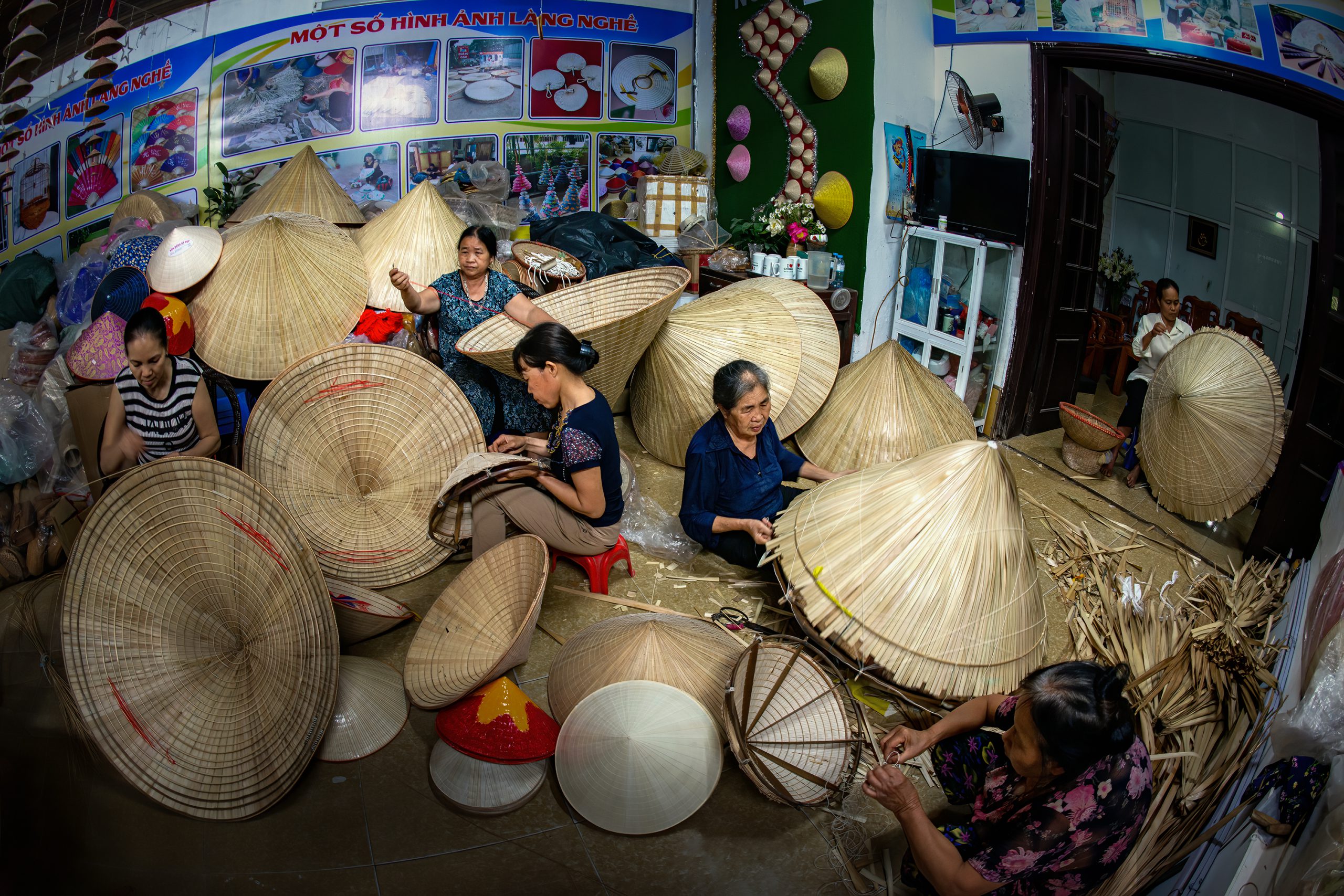 79.Nón lá làng chuông – Nguyễn Thị Thúy Hằng