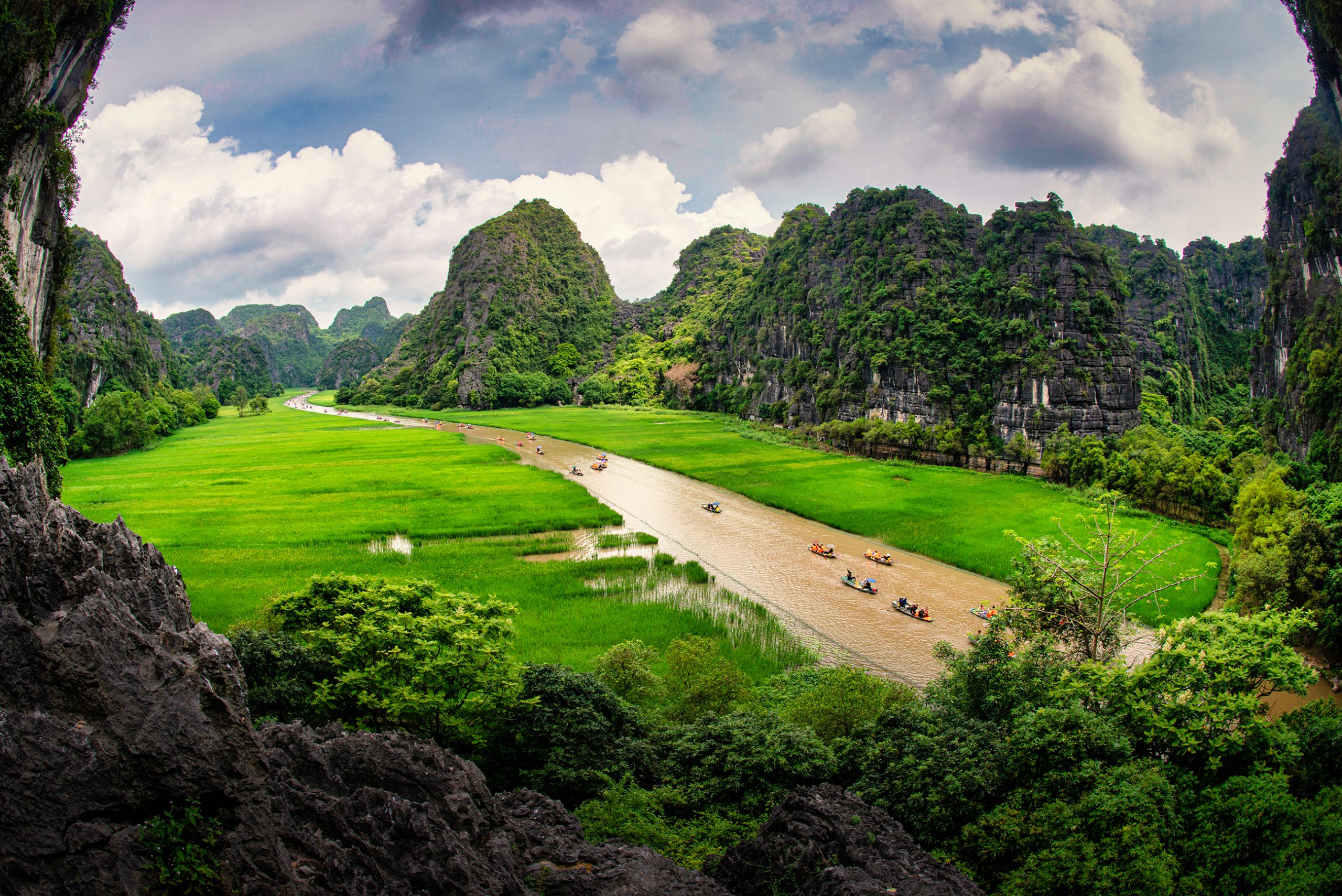 77.Tam Cốc Bích Động – Nguyễn Thị Thúy Hằng