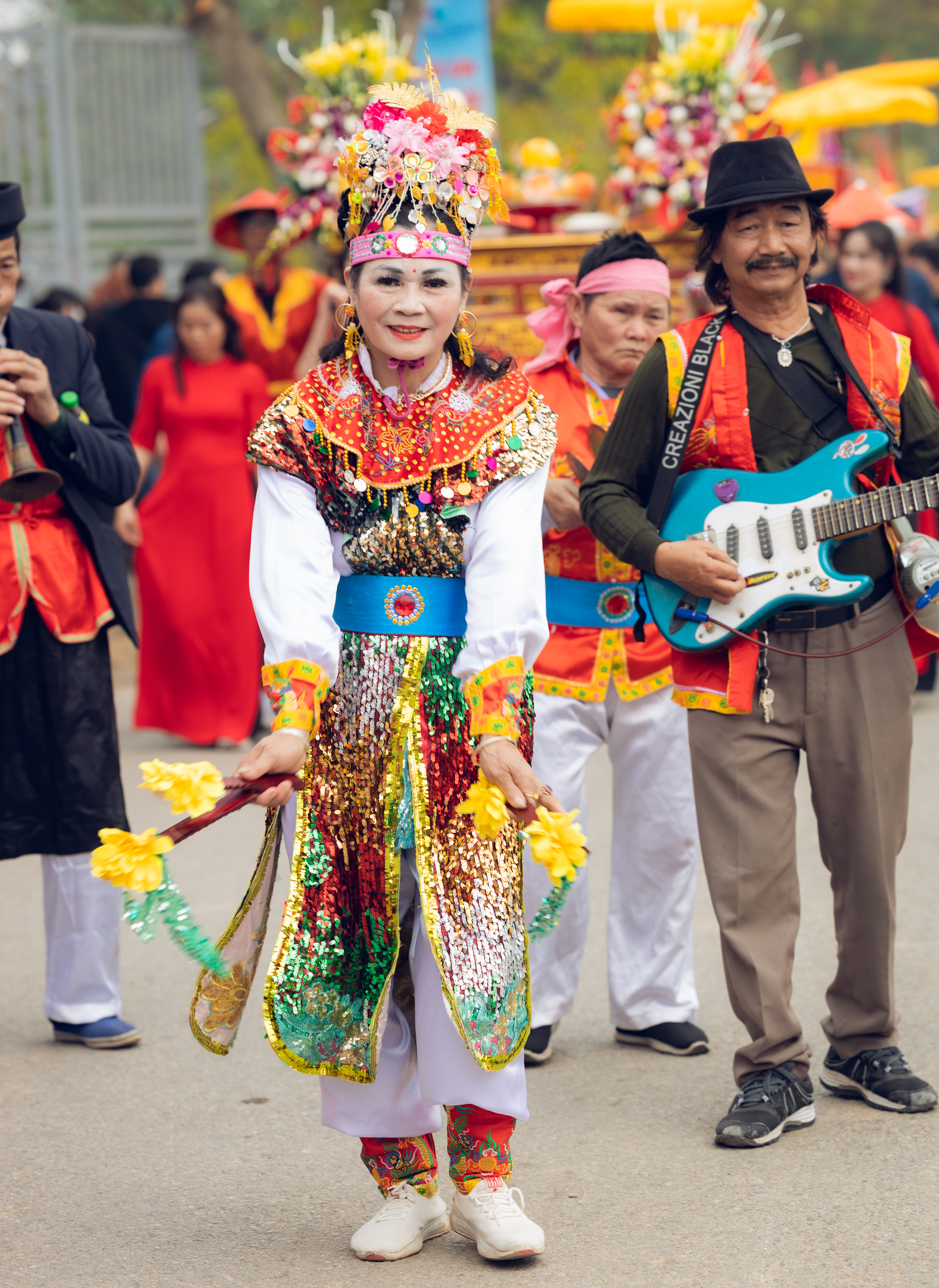 44.Lễ hội rước vua Đền Sái – Lê Quang Long