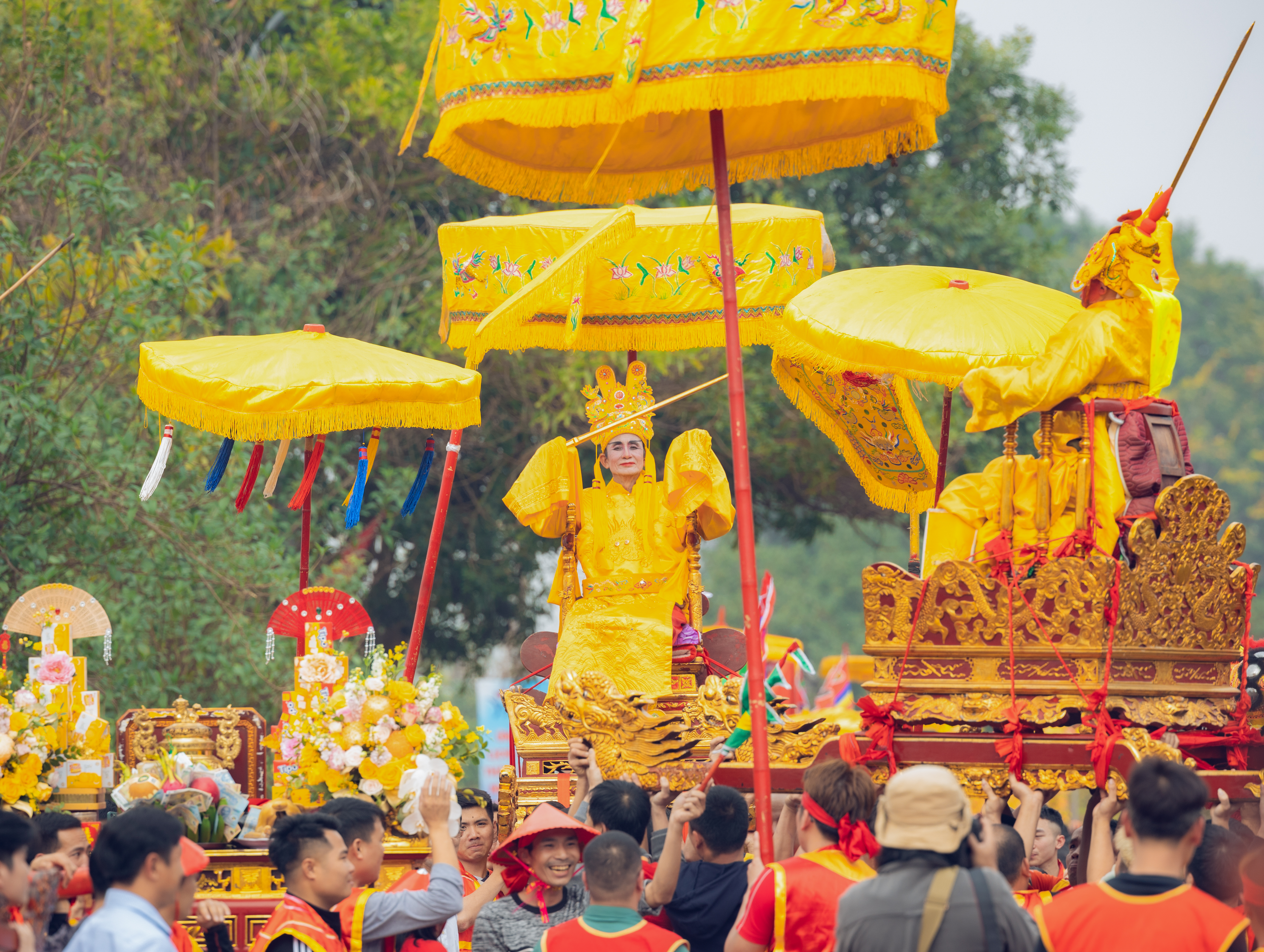 44.Lễ hội rước vua Đền Sái – Lê Quang Long