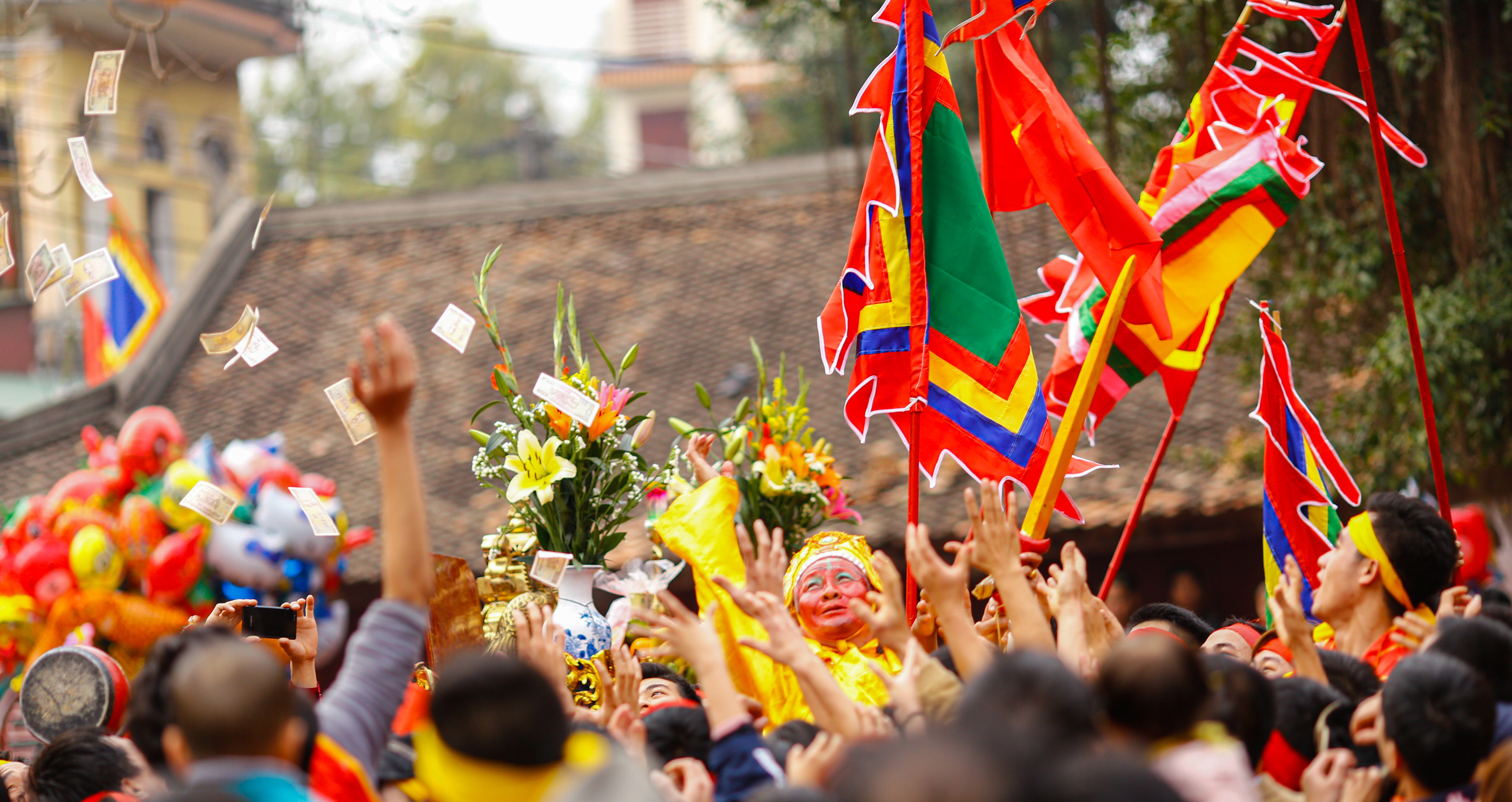 44.Lễ hội rước vua Đền Sái – Lê Quang Long