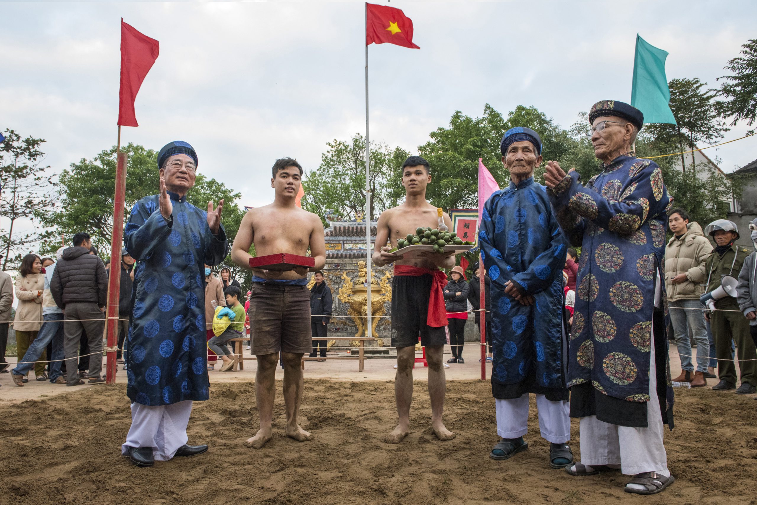 61.HỘI VẬT LÀNG SÌNH – Nguyễn Trung Thành