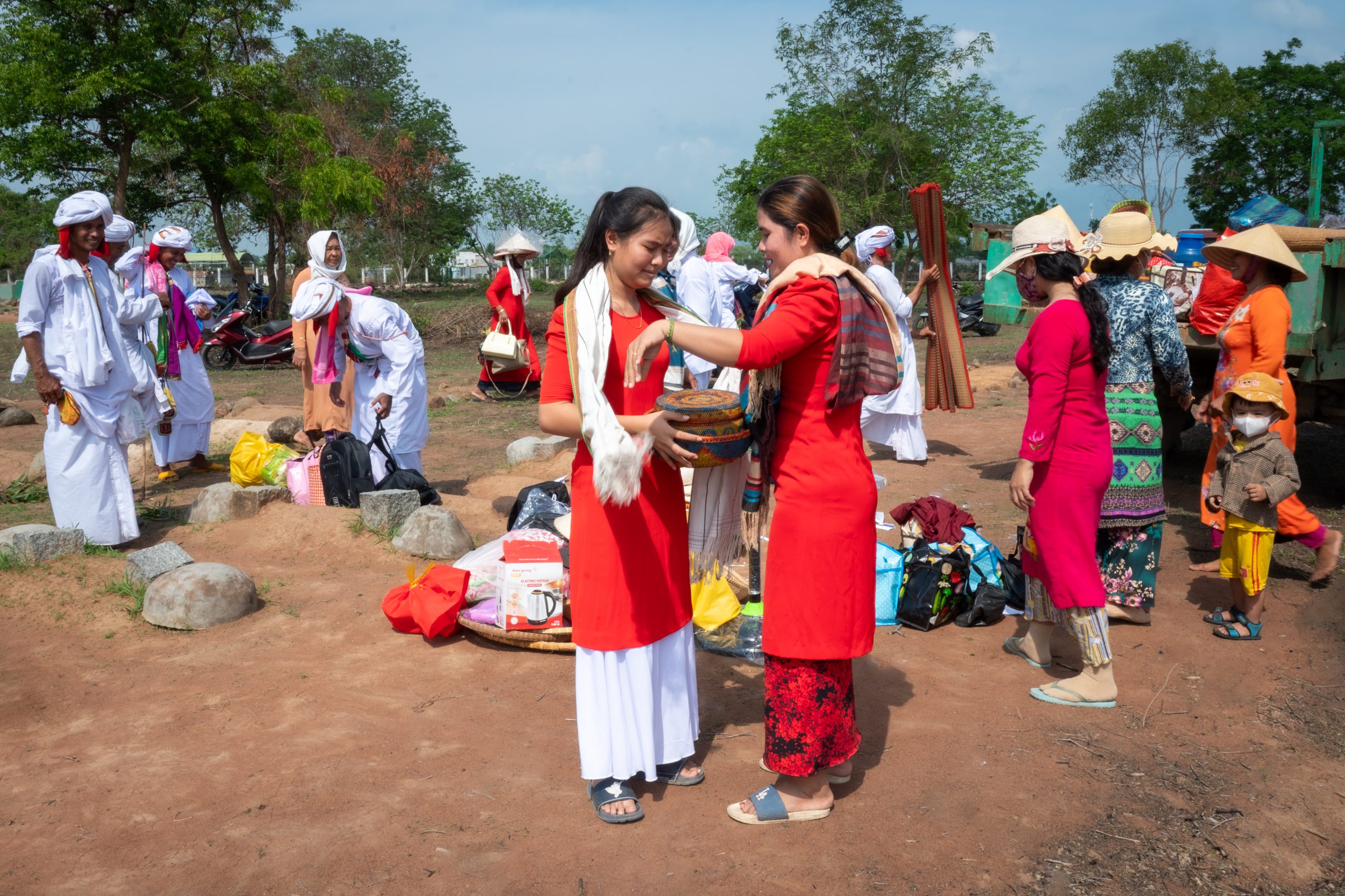 57.Lễ cúng tầng khô của đồng bào Chăm Bà Ni  -Nguyễn Văn Anh
