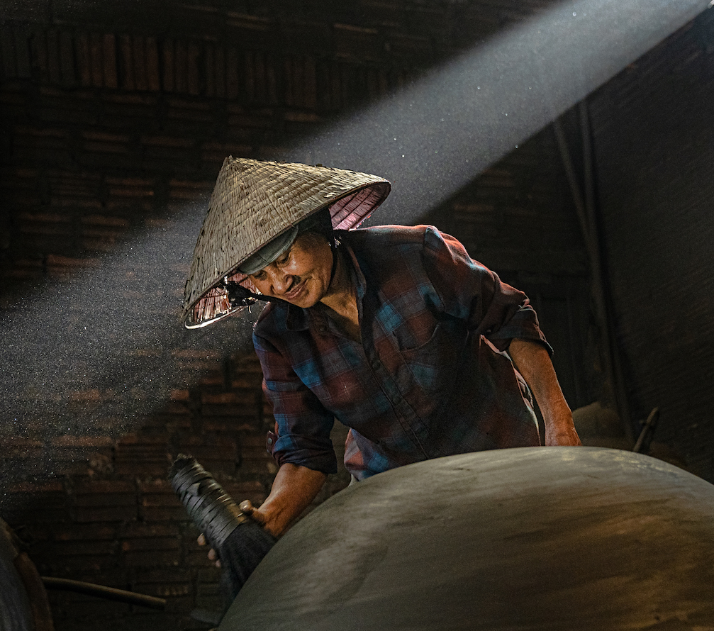 107.Làng nghề đúc gang – Nguyễn Đặng Việt Cường