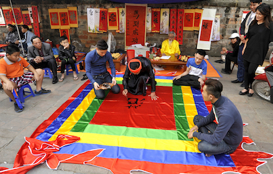 106.Xin chữ đầu năm – Lại Diễn Đàm