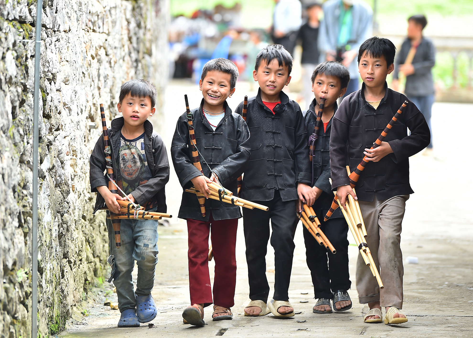 162.Những đứa trẻ trên cao nguyên đá – Lê Thủy Nguyên
