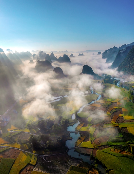 407. Ngọc Côn trong mây – Vũ Lâm