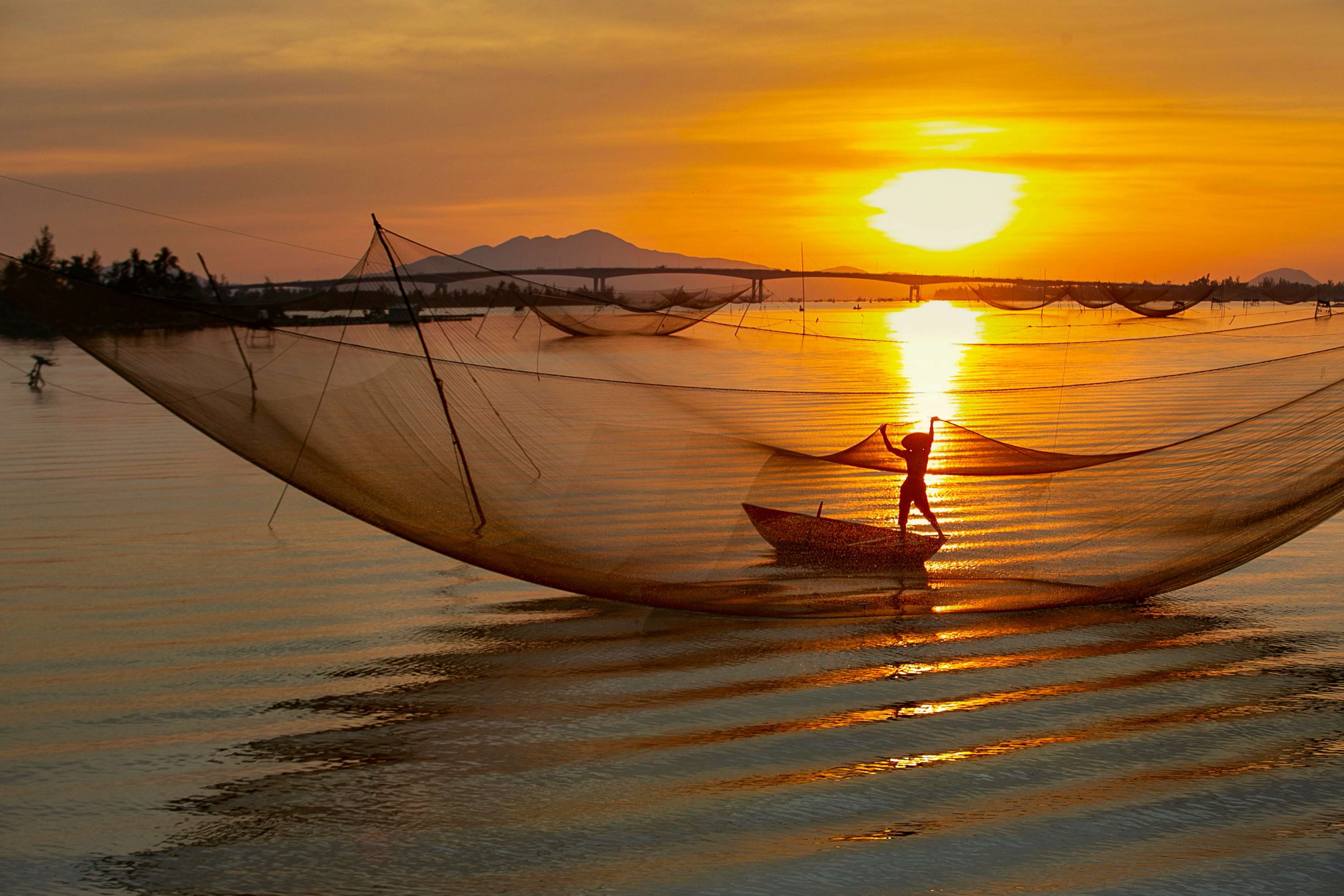 174. Bình minh Cửa Đại – Lê Văn Vinh
