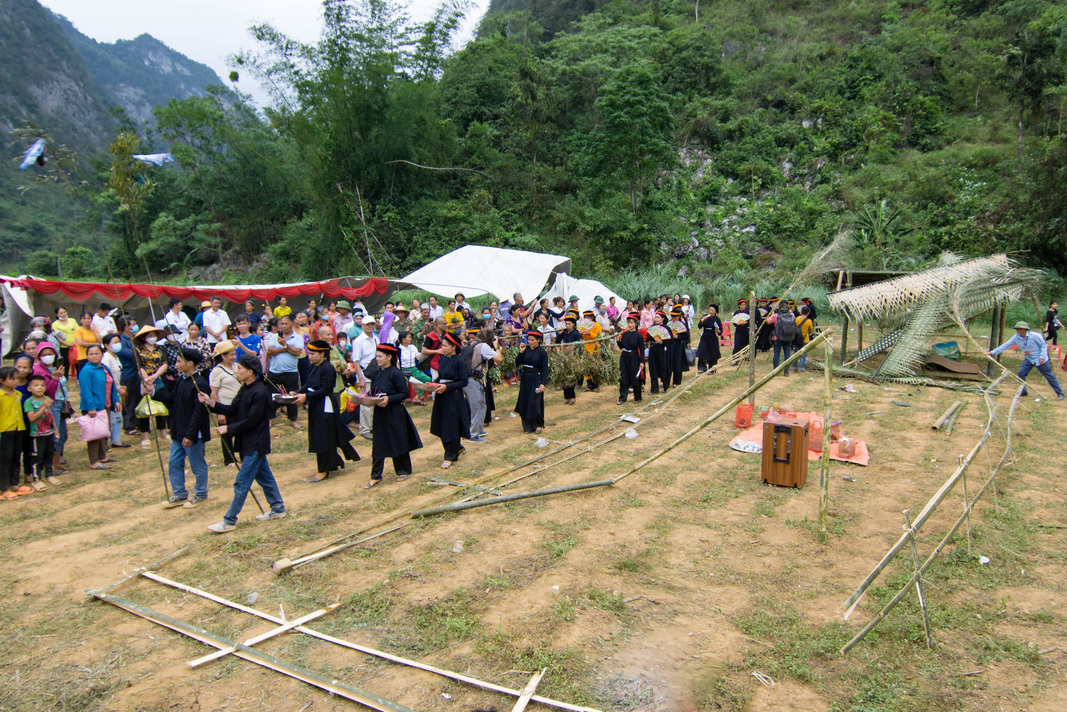 105. Lễ hội Nàng Hai – Lương Anh Tuấn