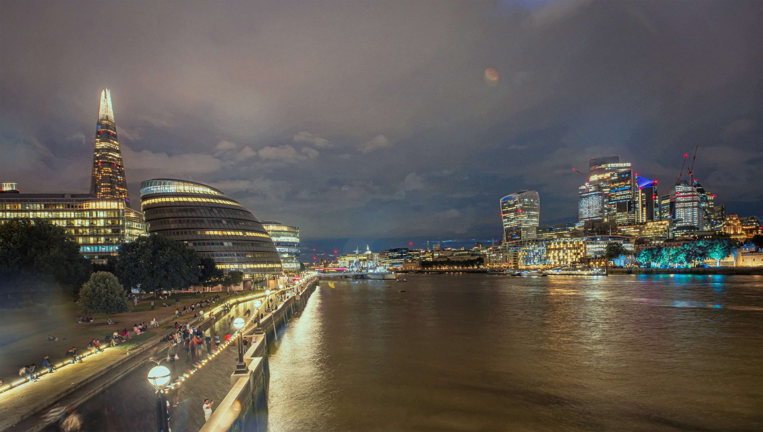 186. London – Phạm Thị Hồng Hạnh