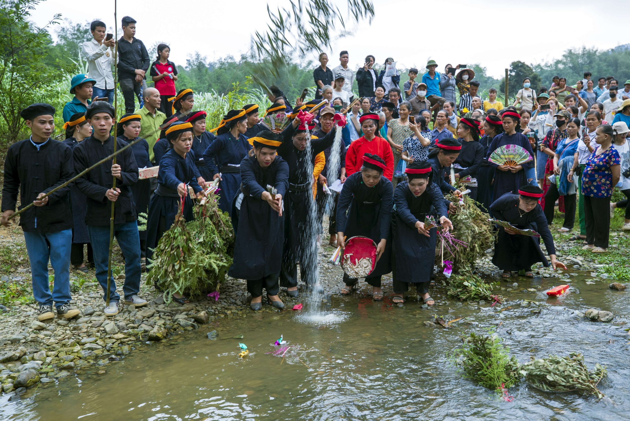 177. Lễ hội Nàng Trăng – Nguyễn Văn Trường