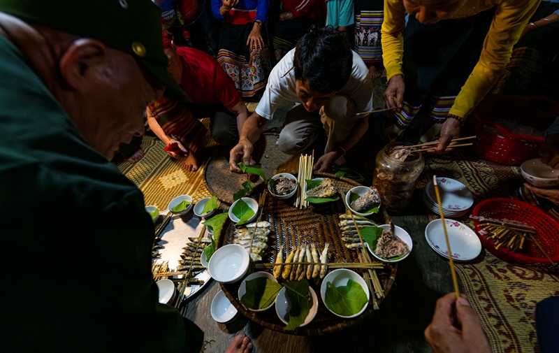 142.Lễ Cát Xa của người Thái-Lê Ngọc Huy
