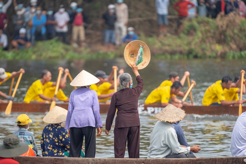 146.Đua thuyền truyền thống Quảng Nam-Phạm Văn Phùng