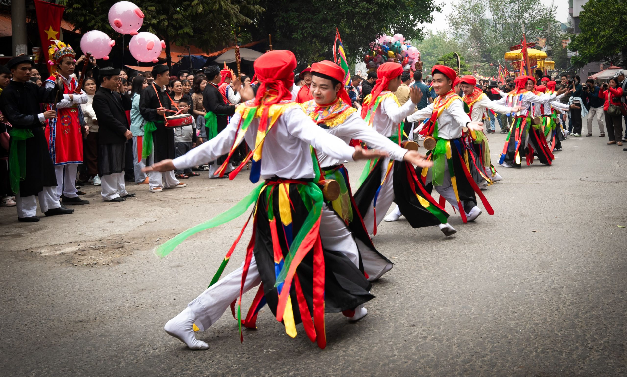 165. Lễ hội làng Triều Khúc – Lê Xuân Tùng