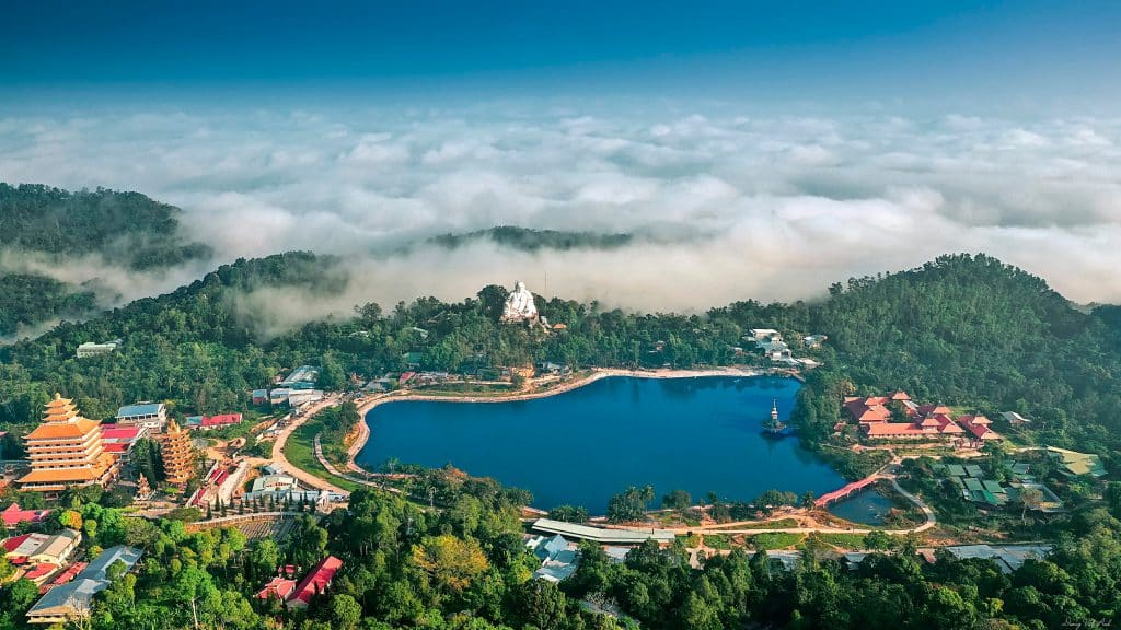 khung cảnh dưới chân núi Cấm di sản văn hóa phi vật thể ở An Giang