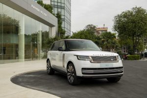Land Rover ra mắt mẫu xe Range Rover SV mới tại Việt Nam