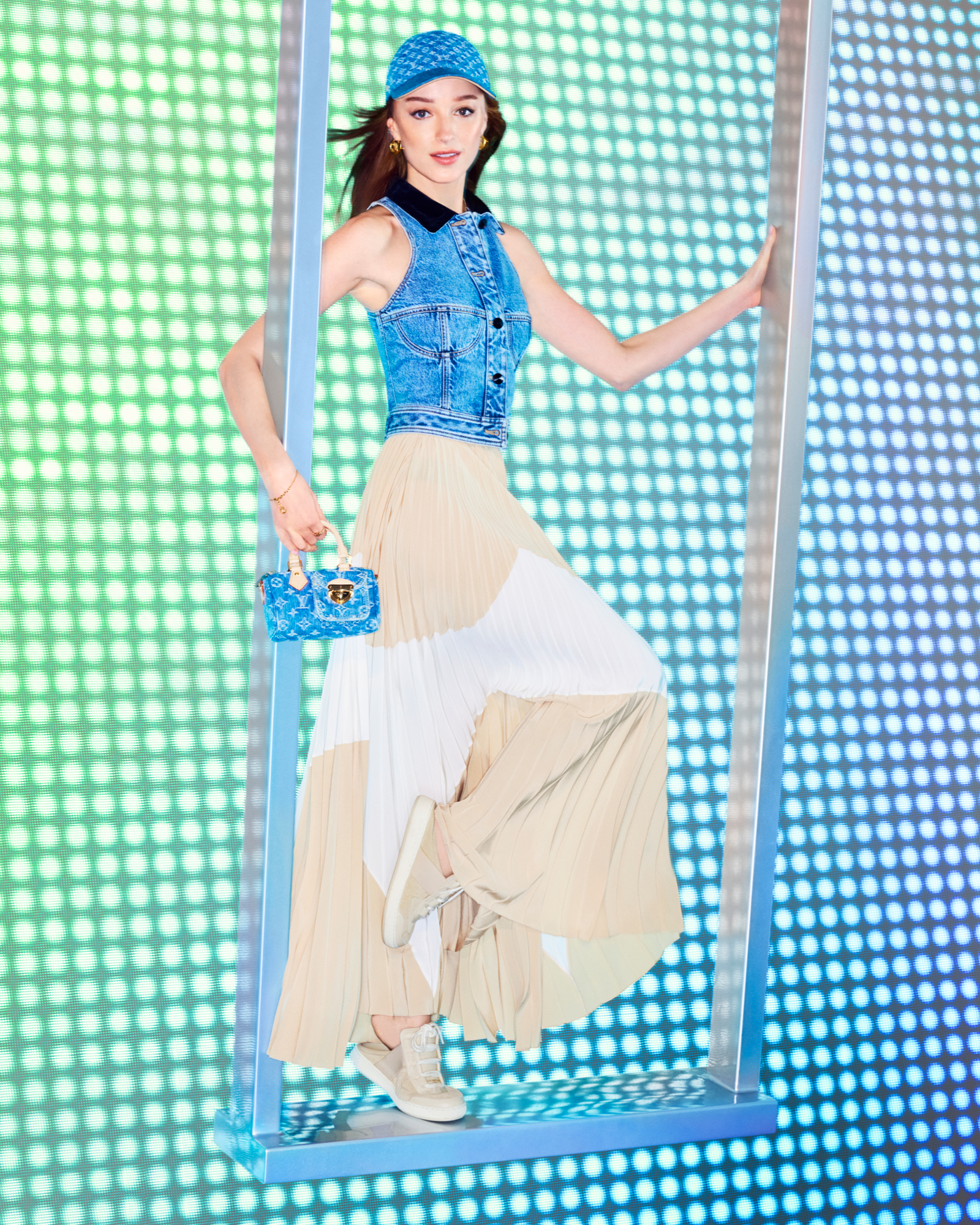 LV_REMIX_CAMPAIGN_-_ETHAN_JAMES_GREEN_FOR_LOUIS_VUITTON_-_2