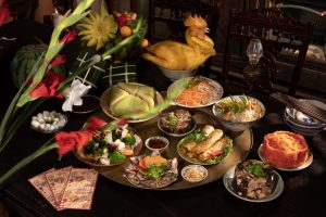 Mâm cơm ngày Tết