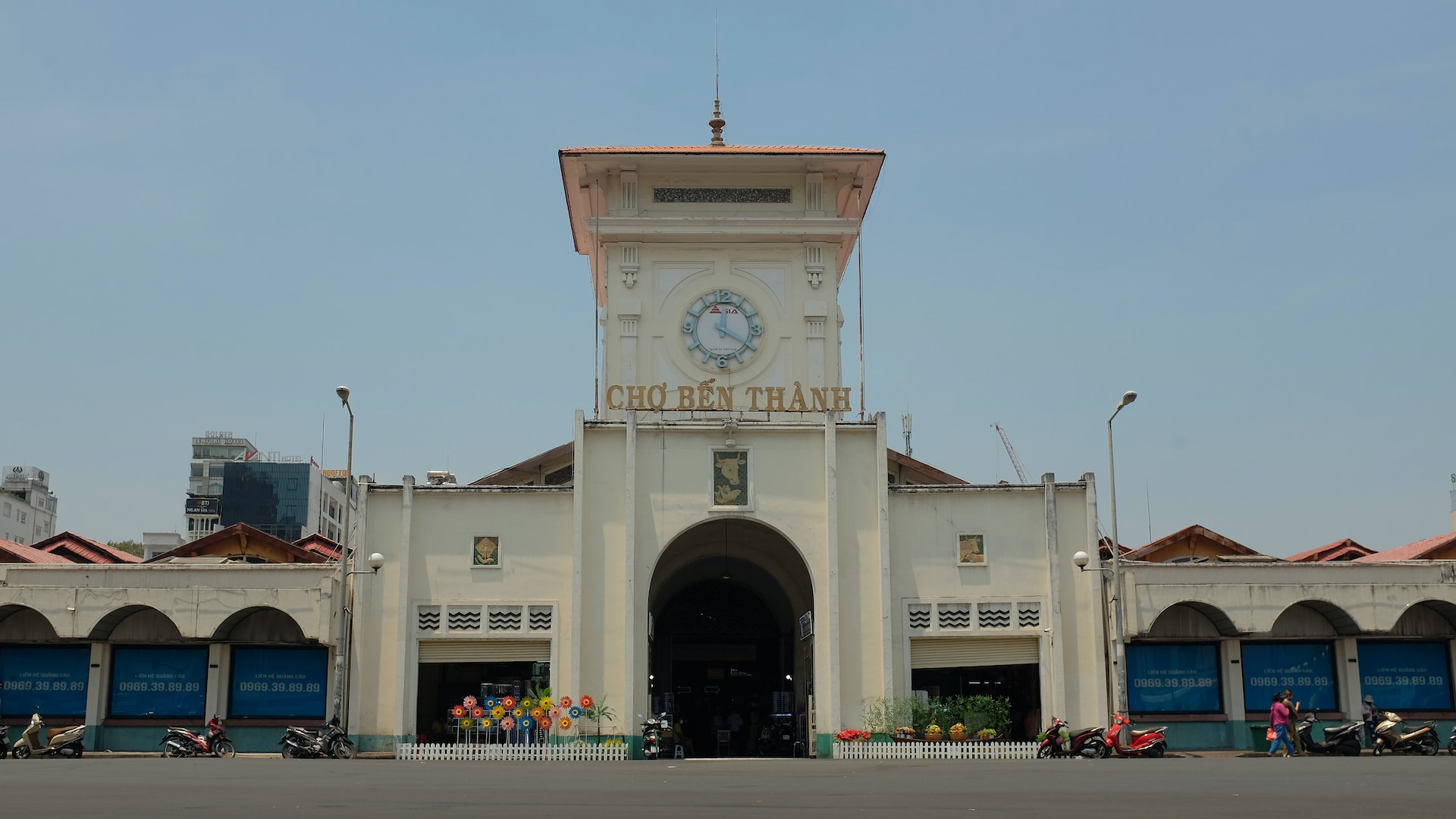 địa điểm check in sài gòn chợ bến thành