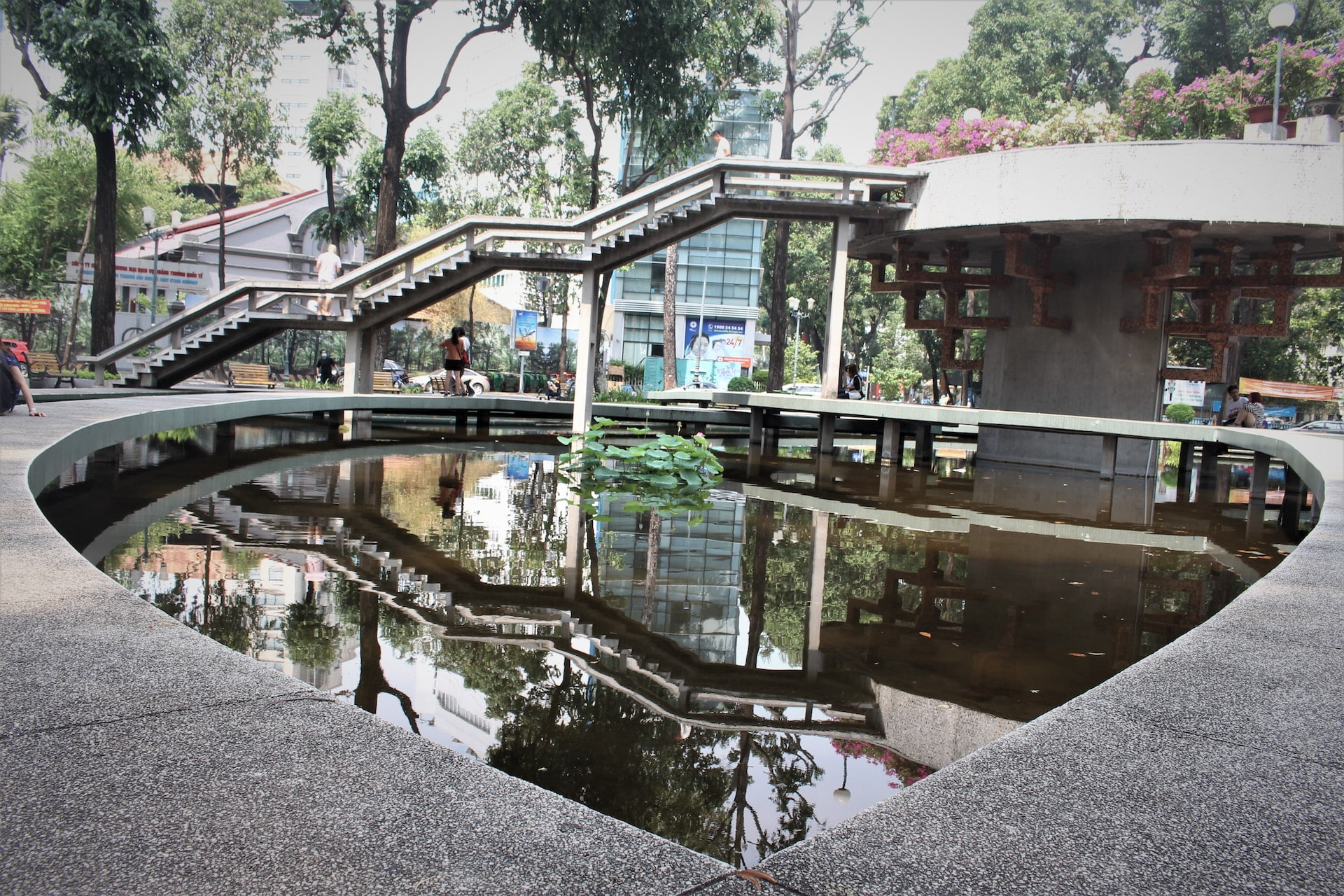 địa điểm check in sài gòn hồ con rùa
