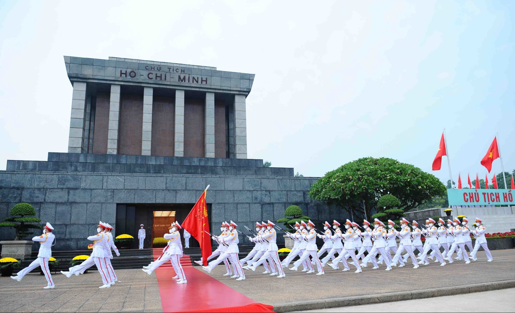 du lịch việt nam ở Lăng Bác